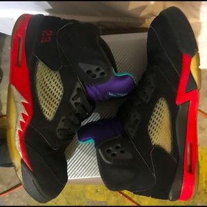 Men’s Hightop Basketball Shoes